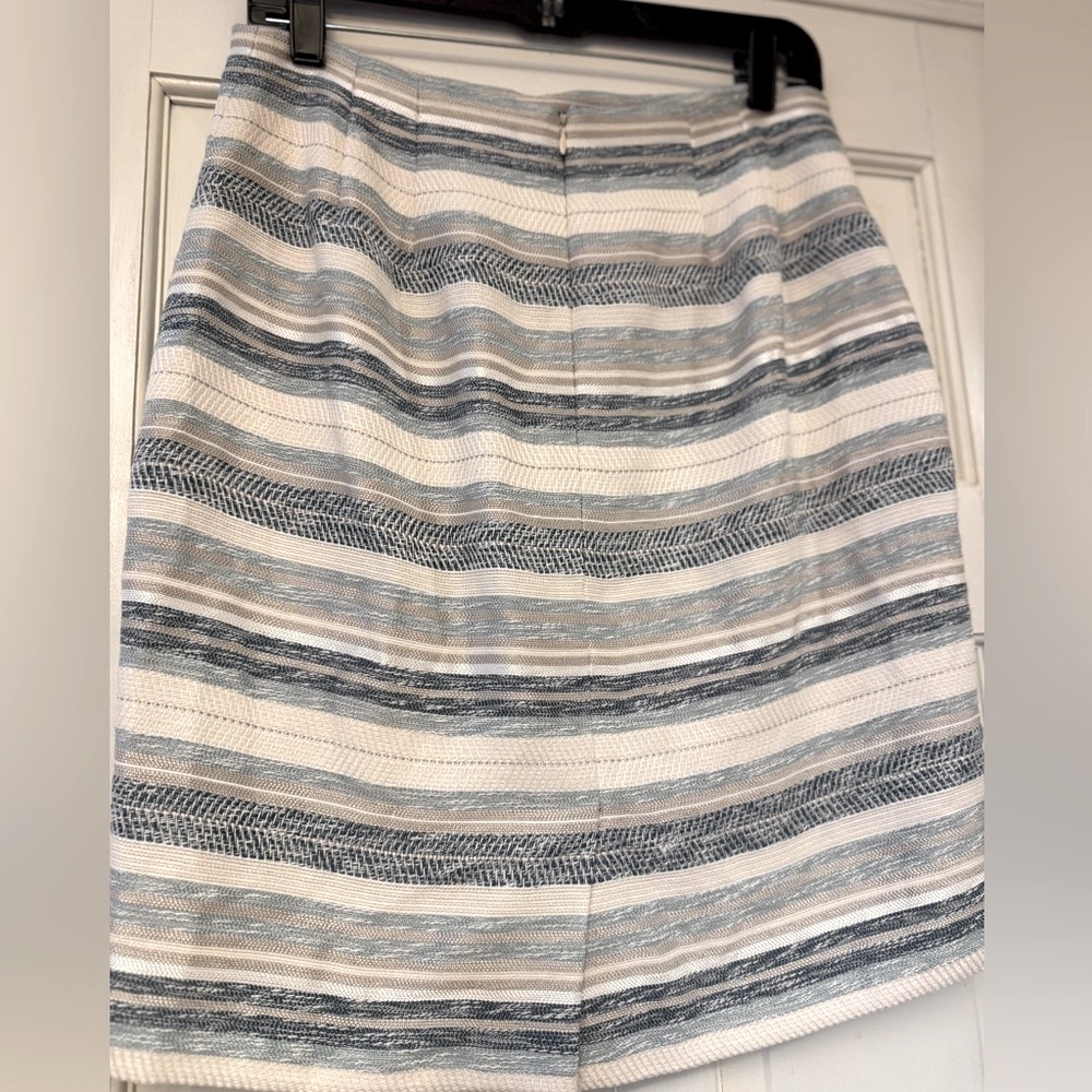 Ann Taylor Striped Blue and Cream Skirt, NWOT - Picture 2 of 6